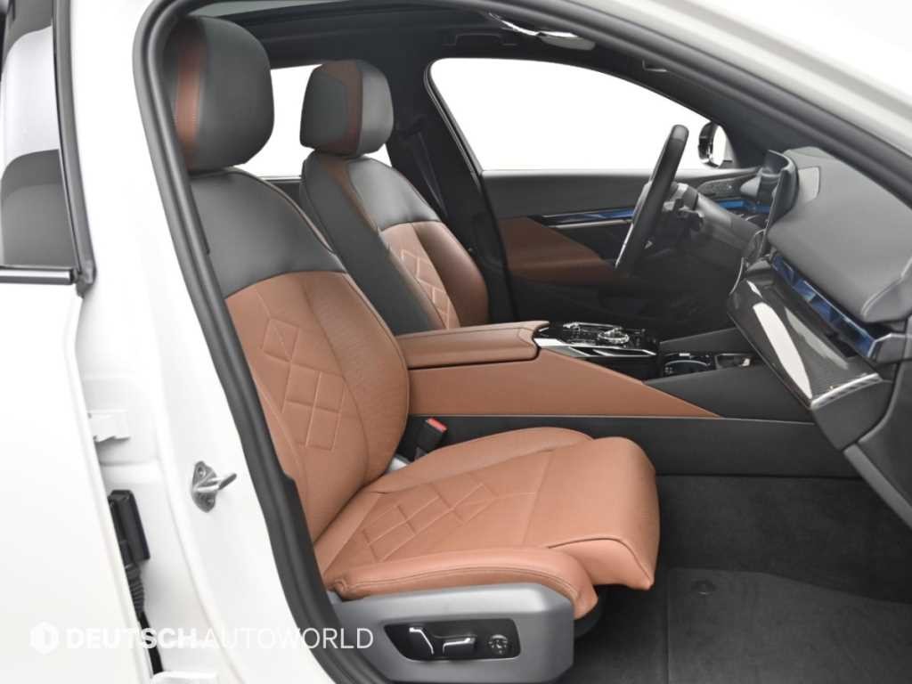 BMW 5시리즈 5시리즈 (G60) 530e xDrive M 스포츠 프로 이미지 10