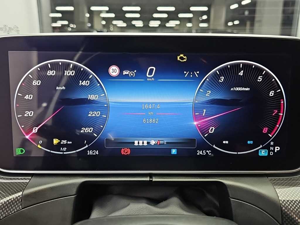 벤츠 C 클래스 C클래스 W206 C300 4MATIC AMG 라인 이미지 6