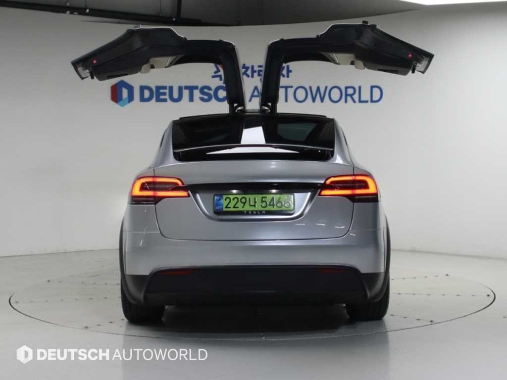 테슬라 모델 X AWD 이미지 4