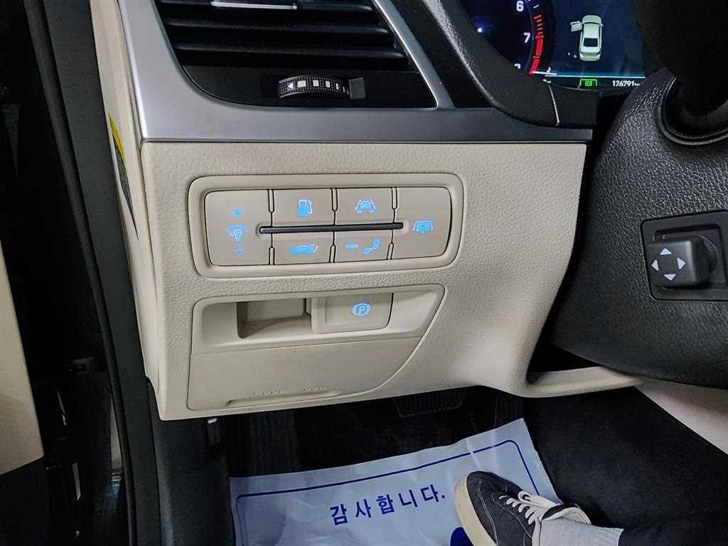 제네시스 G80 3.8 GDI AWD 프레스티지 이미지 10