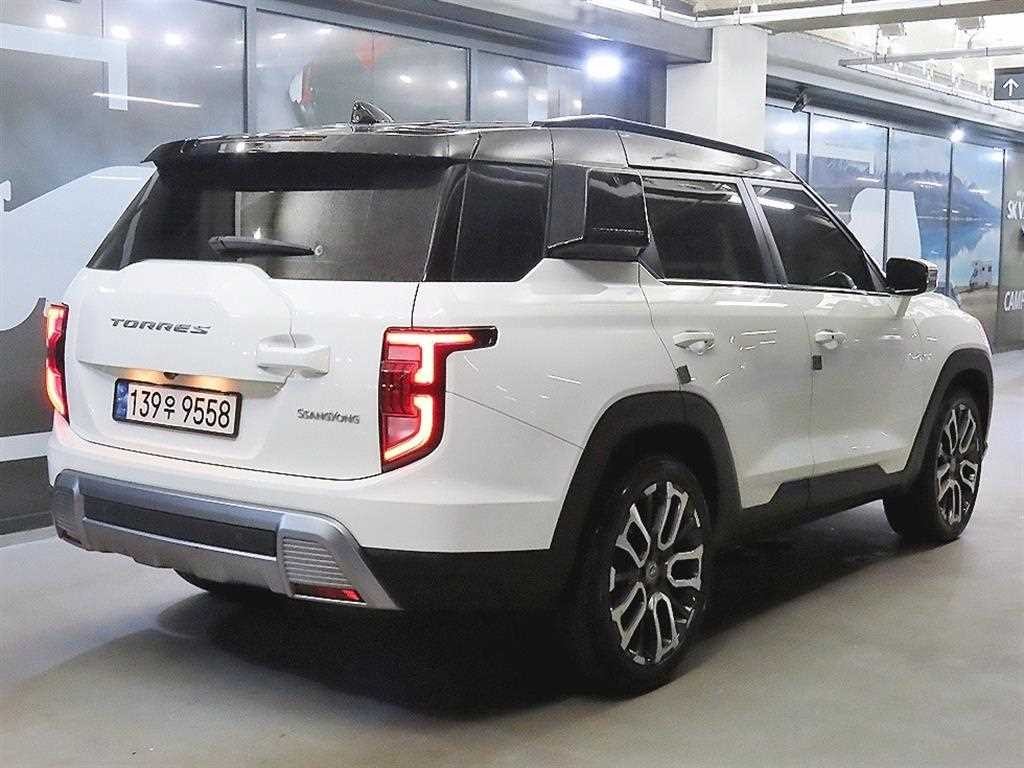 KG모빌리티(쌍용) 토레스 1.5 GDI-T 2WD T5 이미지 4