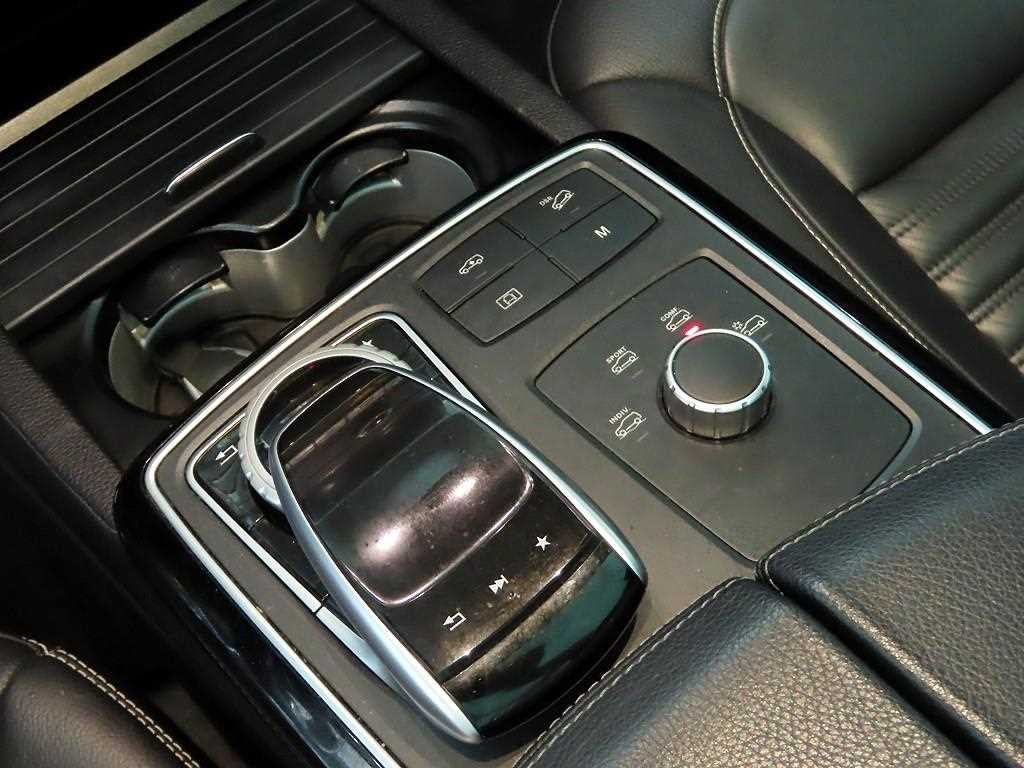 벤츠 GLE 클래스 GLE 클래스 W166 GLE 350 d 4MATIC 쿠페 이미지 12