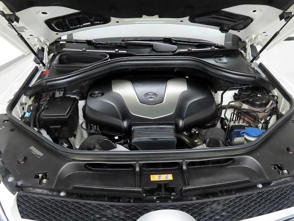 벤츠 GLE 클래스 GLE 클래스 W166 GLE 350 d 4MATIC 쿠페 이미지 20