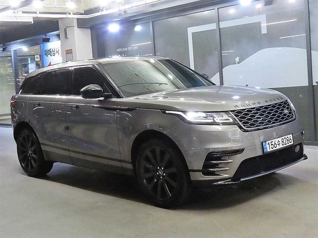 랜드로버 레인지로버 벨라 3.0 D300 R-다이나믹 HSE 이미지 1
