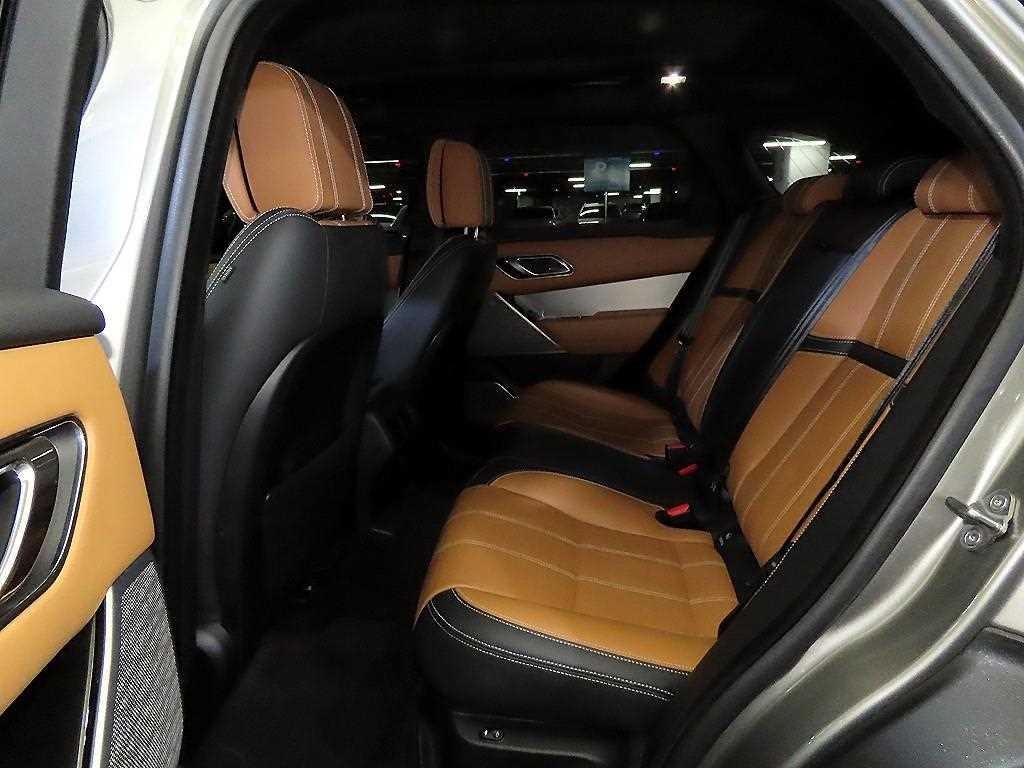 랜드로버 레인지로버 벨라 3.0 D300 R-다이나믹 HSE 이미지 7