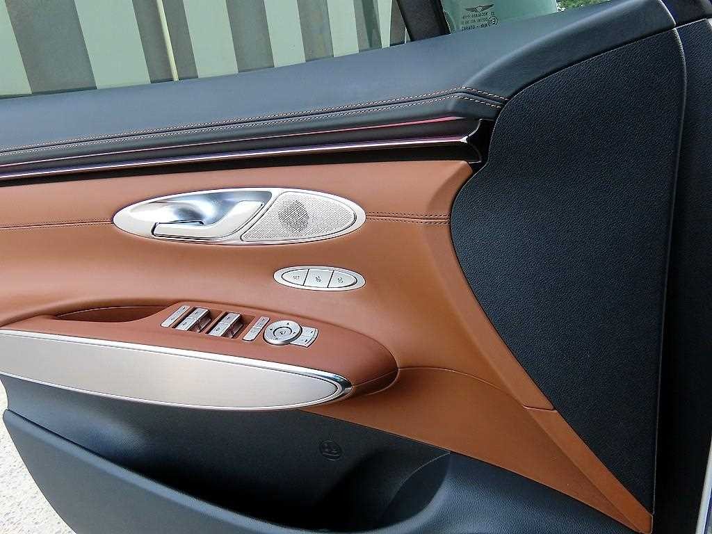 제네시스 GV70 2.5T 가솔린 2WD 이미지 11
