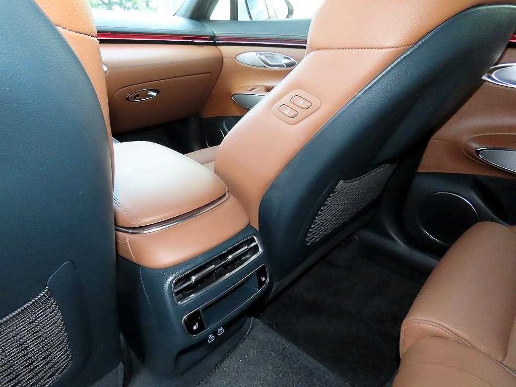 제네시스 GV70 2.5T 가솔린 2WD 이미지 16