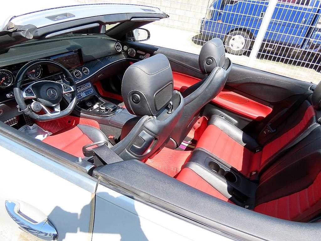벤츠 E 클래스 E-클래스 W213 E220d 카브리올레 이미지 11