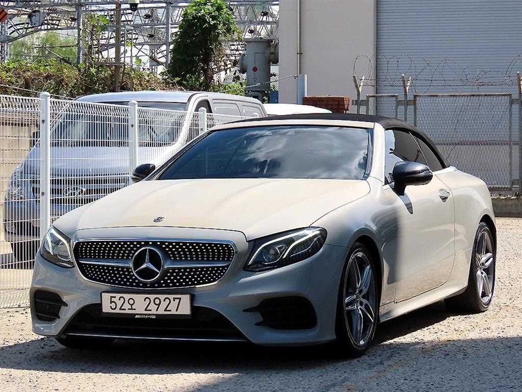 벤츠 E 클래스 E-클래스 W213 E220d 카브리올레 이미지 2