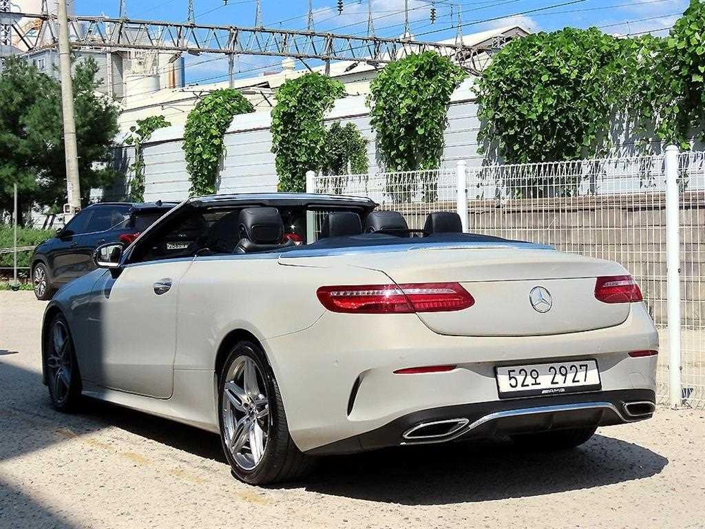 벤츠 E 클래스 E-클래스 W213 E220d 카브리올레 이미지 7