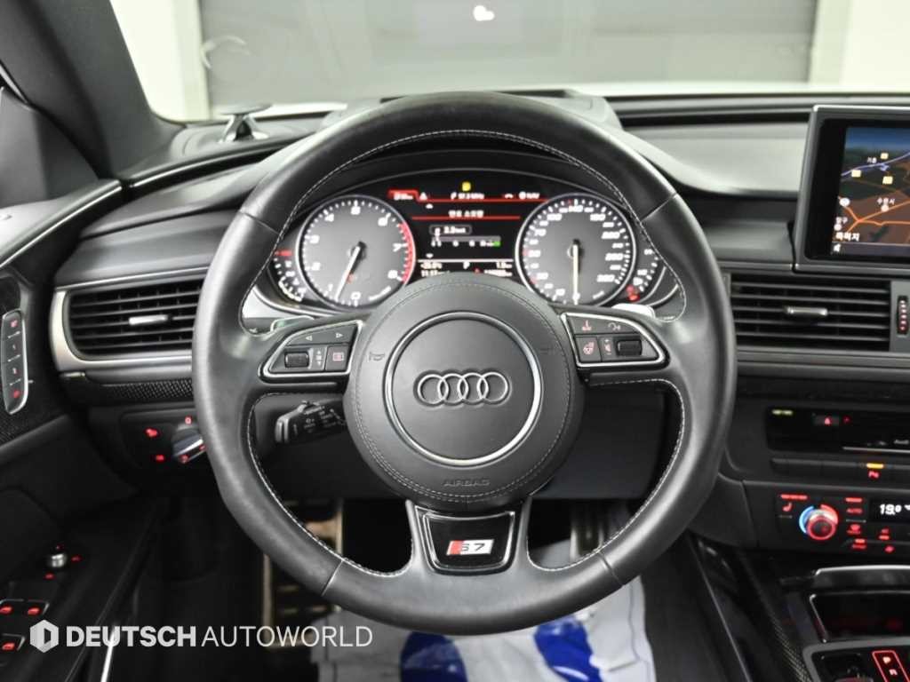 아우디 S7 4.0 TFSI  콰트로 이미지 13