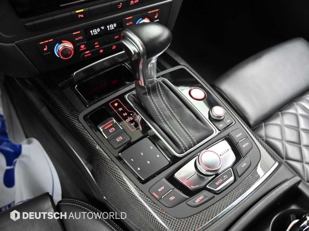 아우디 S7 4.0 TFSI  콰트로 이미지 9