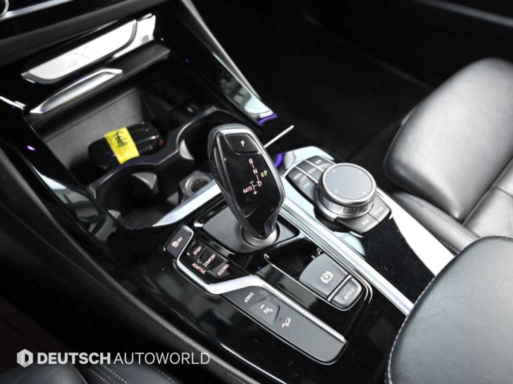 BMW X3 X3 (G01) xDrive 30e M 스포츠 온라인 익스클루시브 에디션 이미지 9