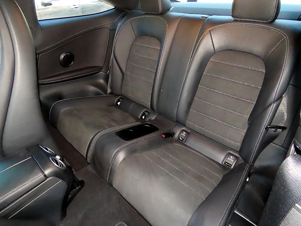 벤츠 C 클래스 C클래스 W206 C200 쿠페 이미지 6