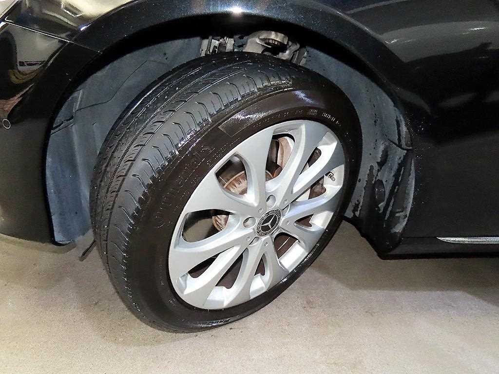 벤츠 E 클래스 E-클래스 W213 E300 4MATIC 익스클루시브 이미지 20