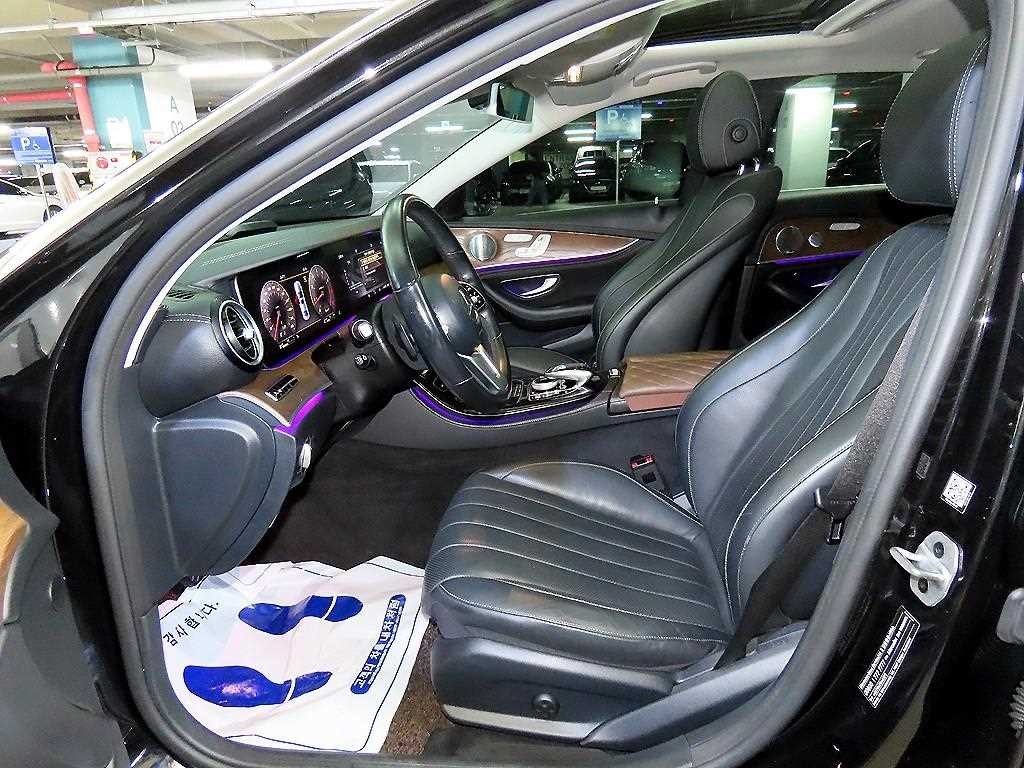 벤츠 E 클래스 E-클래스 W213 E300 4MATIC 익스클루시브 이미지 6