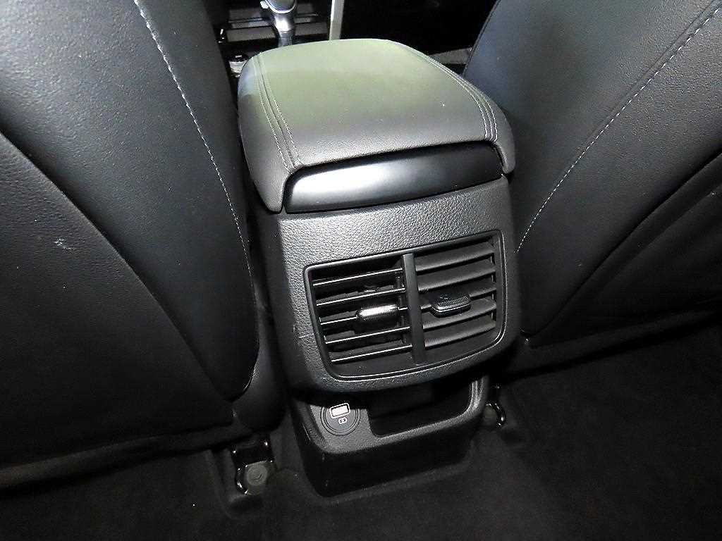 기아 셀토스 가솔린 1.6 터보 4WD 노블레스 이미지 16