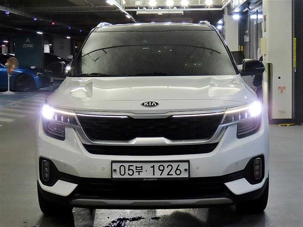 기아 셀토스 가솔린 1.6 터보 4WD 노블레스 이미지 2