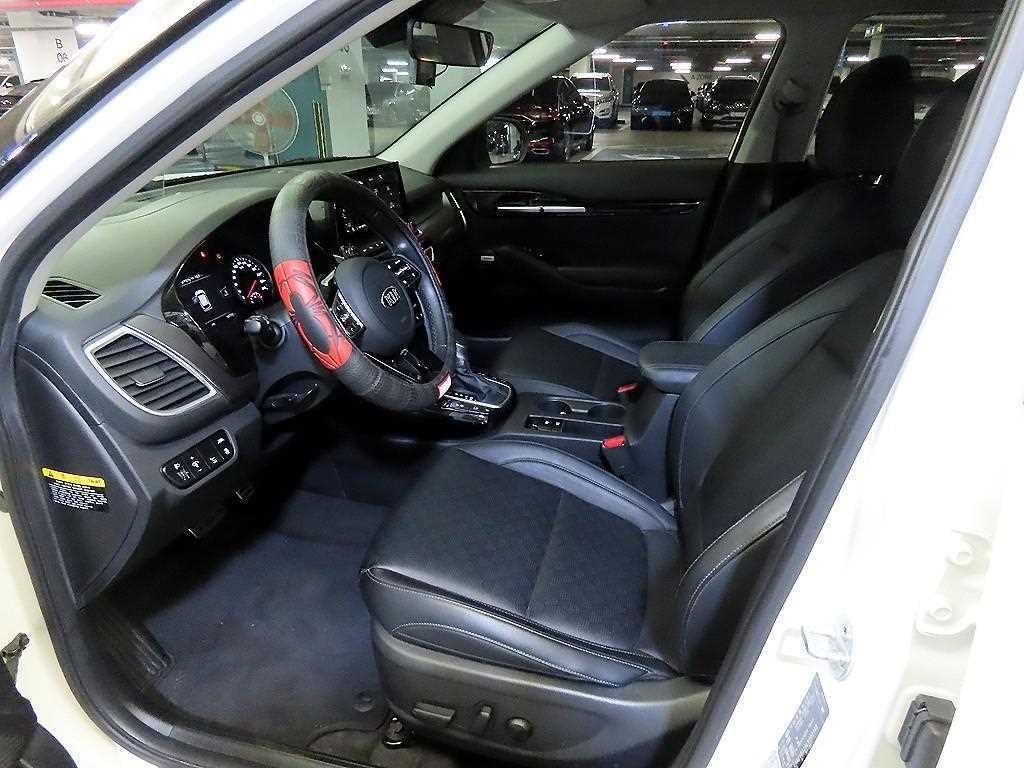 기아 셀토스 가솔린 1.6 터보 4WD 노블레스 이미지 6