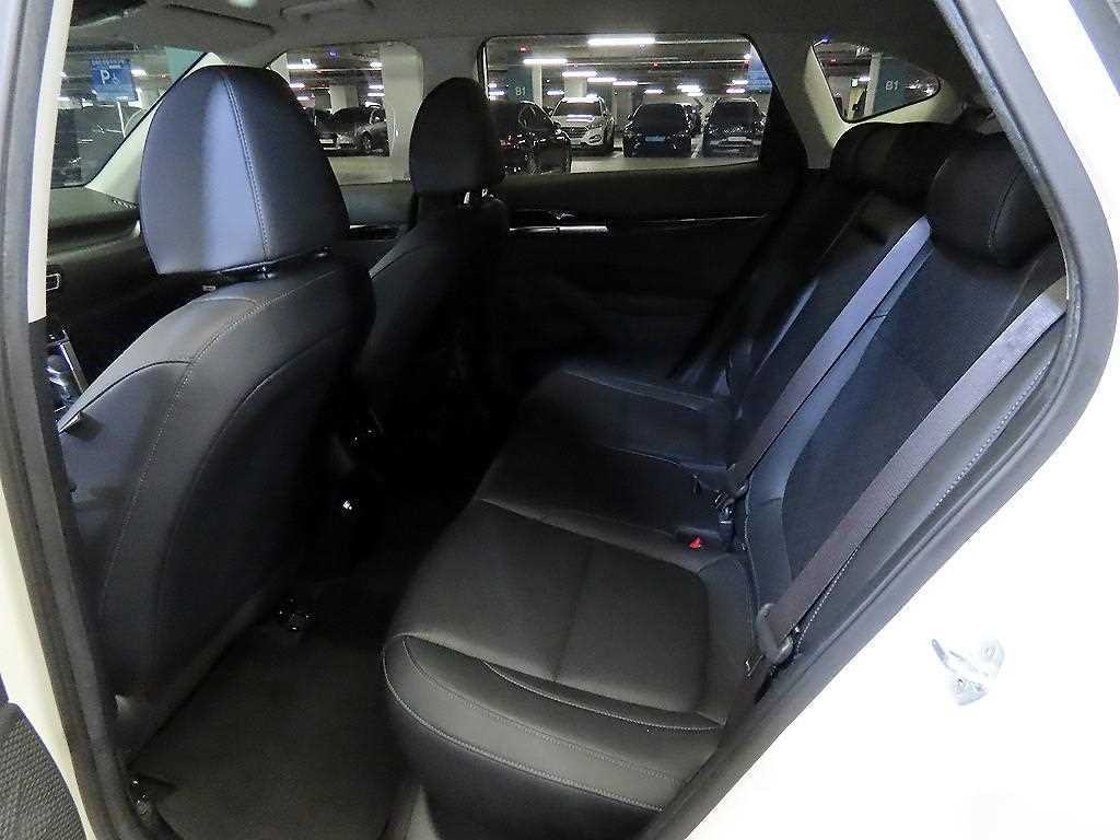 기아 셀토스 가솔린 1.6 터보 4WD 노블레스 이미지 7