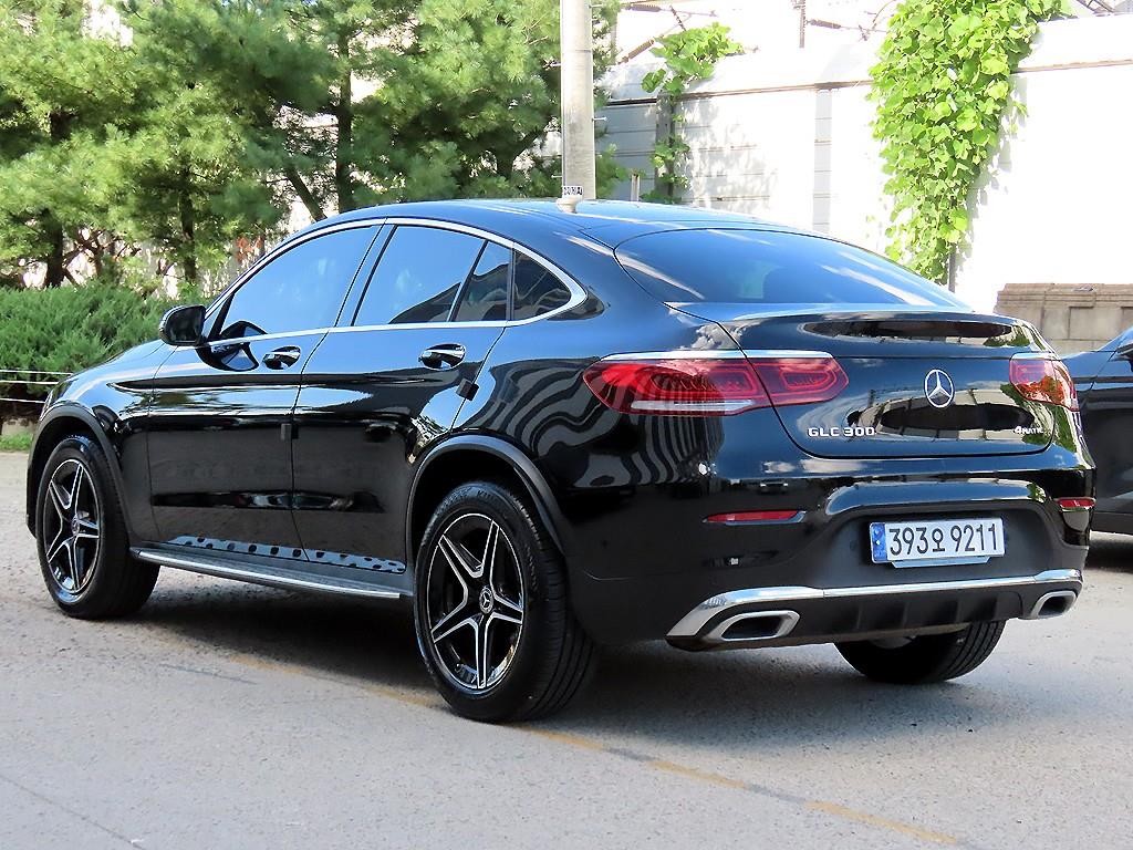 벤츠 GLC 클래스 GLC클래스 X253 GLC 300 4MATIC 프리미엄 쿠페 이미지 3