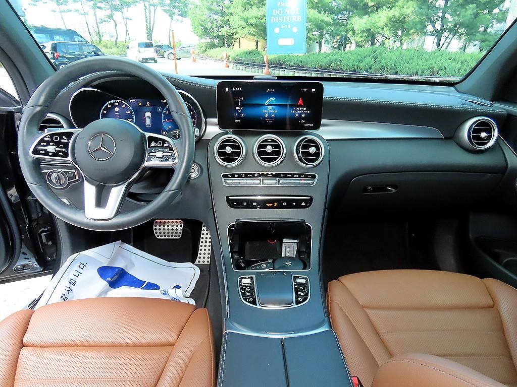 벤츠 GLC 클래스 GLC클래스 X253 GLC 300 4MATIC 프리미엄 쿠페 이미지 7