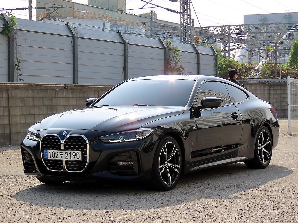 BMW 4시리즈 4시리즈 (G22) 420i 쿠페 M 스포츠 이미지 2