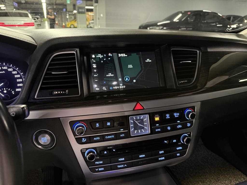 제네시스 G80 2.2D AWD 프리미엄 럭셔리 이미지 12
