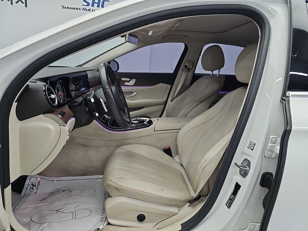 벤츠 E 클래스 E-클래스 W213 E220d 익스클루시브 이미지 11