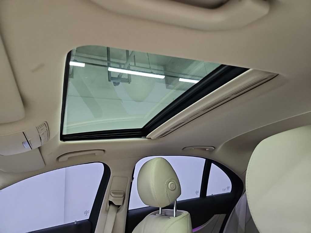 벤츠 E 클래스 E-클래스 W213 E220d 익스클루시브 이미지 15