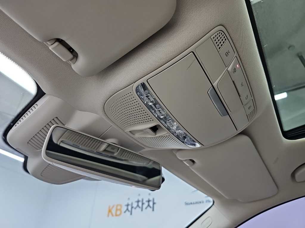 벤츠 E 클래스 E-클래스 W213 E220d 익스클루시브 이미지 18