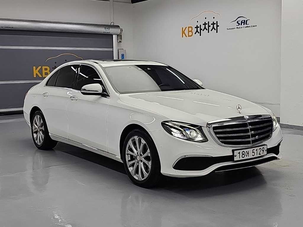 벤츠 E 클래스 E-클래스 W213 E220d 익스클루시브 이미지 4