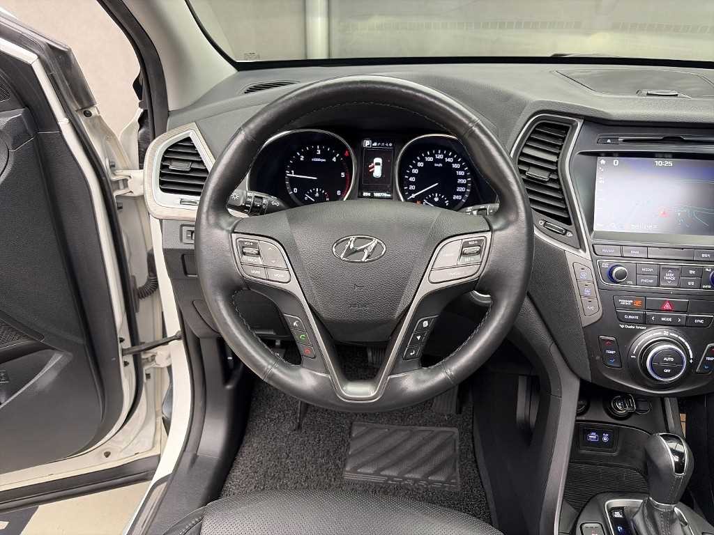 현대 맥스크루즈 더뉴맥스크루즈 E-VGT R2.2 2WD 익스클루시브 이미지 9