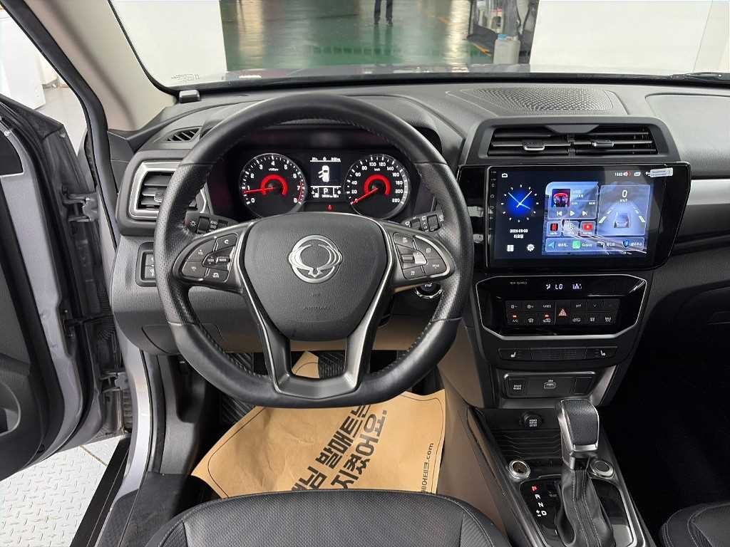 KG모빌리티(쌍용) 티볼리 더 뉴 티볼리 2WD 가솔린 1.6 V1 이미지 9