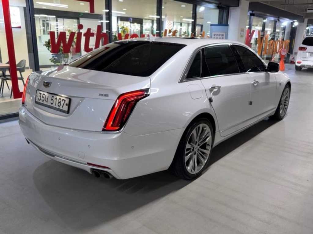 캐딜락 CT6 3.6 플래티넘 AWD 이미지 4