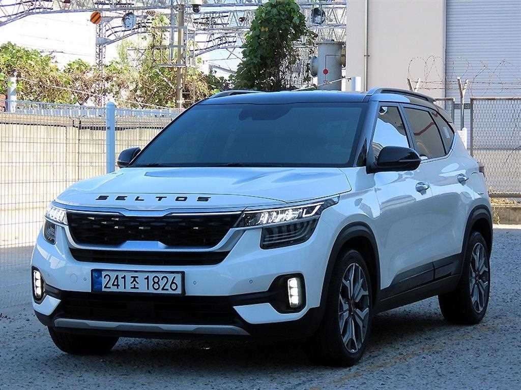 기아 셀토스 가솔린 1.6 터보 2WD 시그니처 이미지 2