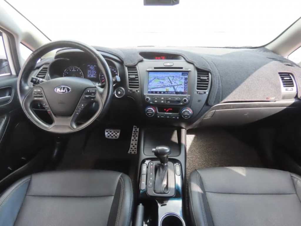 기아 K3 1.6 GDI 트렌디 이미지 7