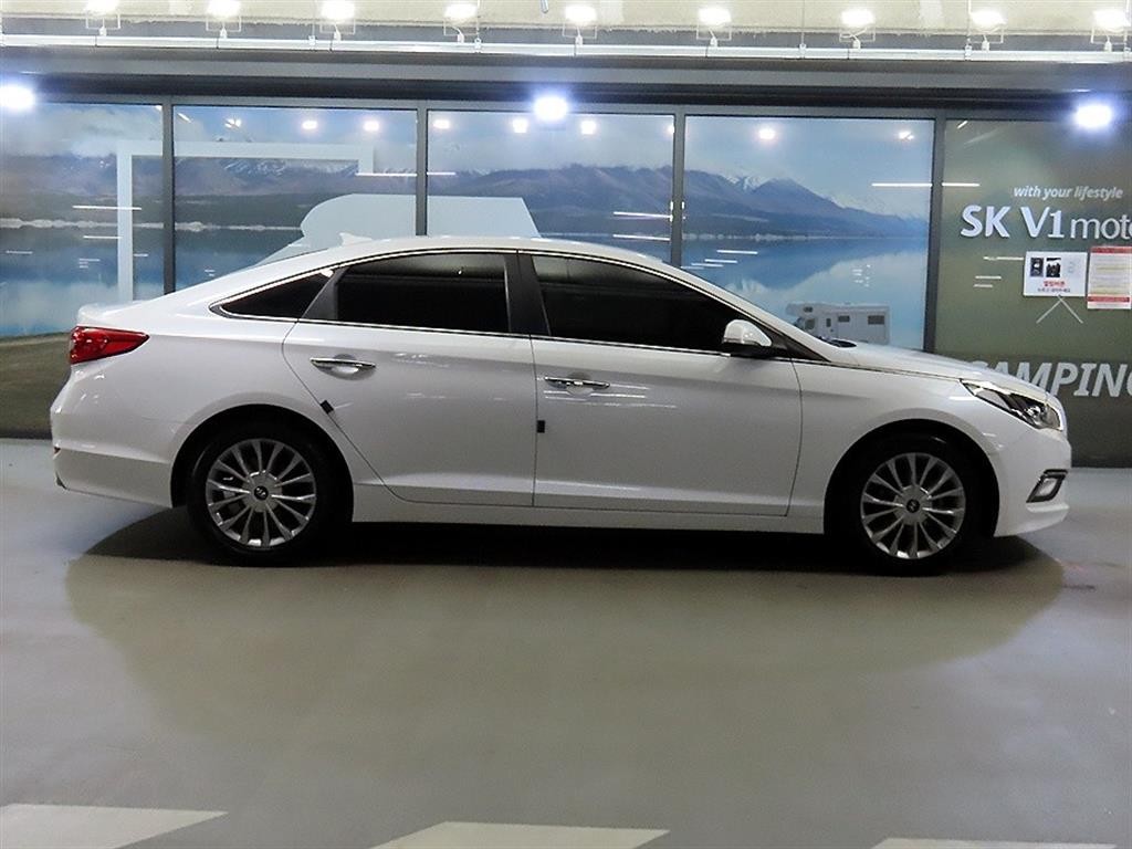 현대 쏘나타 LF 쏘나타 2.0 스마트 기본형 이미지 3