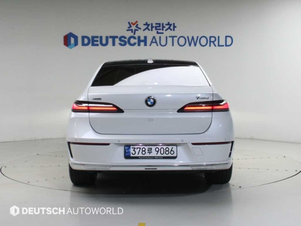 BMW 7시리즈 7시리즈 (G70) 740d xDrive 디자인 퓨어 엑셀런스 이미지 4