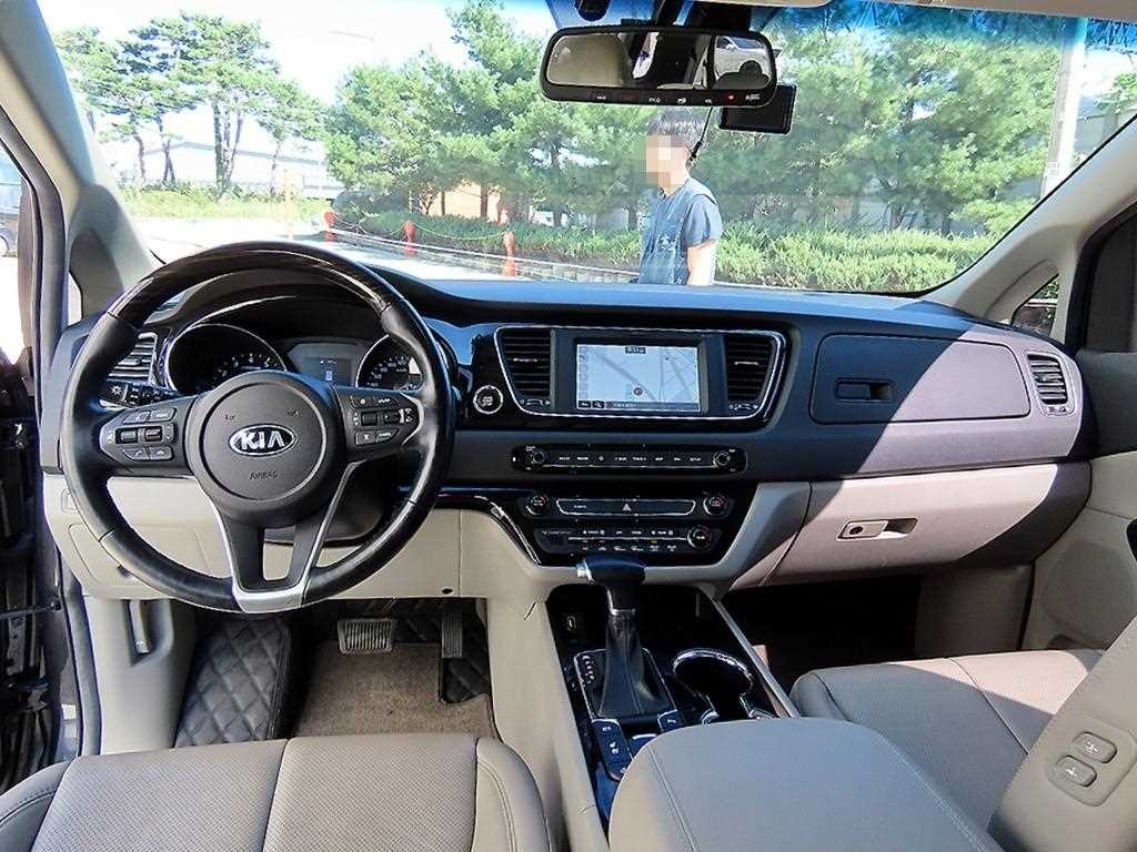 기아 카니발 더 뉴 카니발 가솔린 9인승 노블레스 스페셜 이미지 9