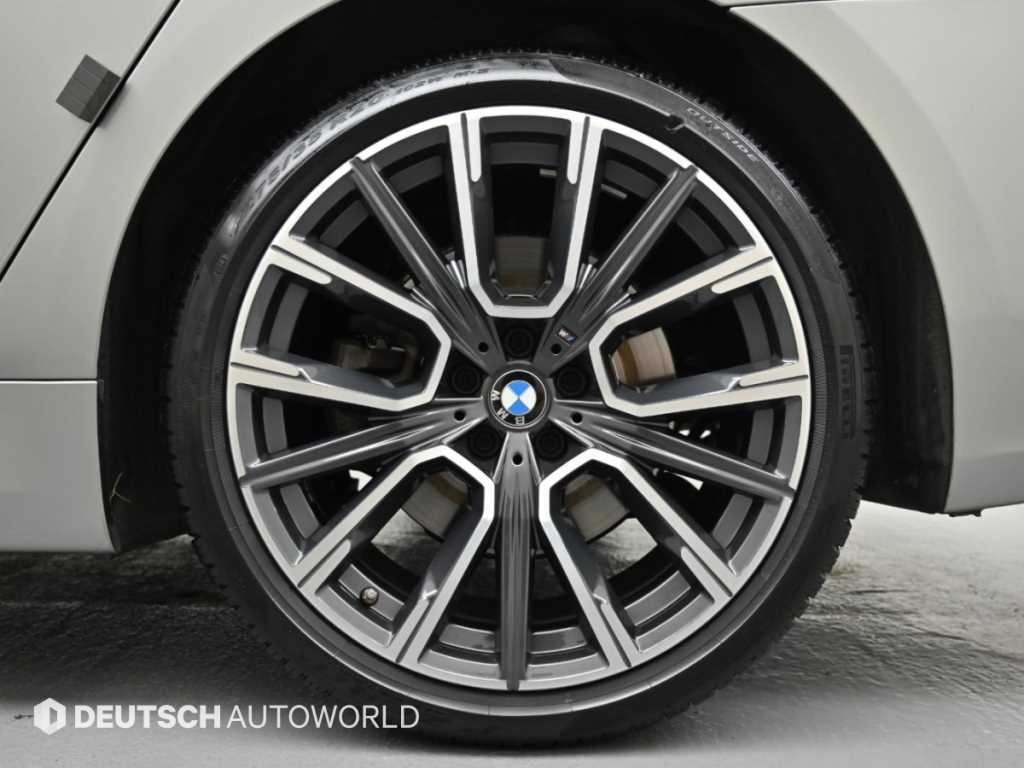 BMW 7시리즈 7시리즈 (G11) 740Li xDrive M SPORT 스포츠 이미지 5