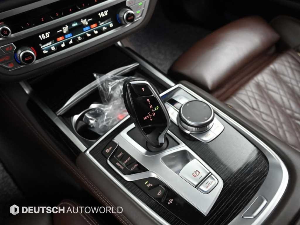 BMW 7시리즈 7시리즈 (G11) 740Li xDrive M SPORT 스포츠 이미지 9