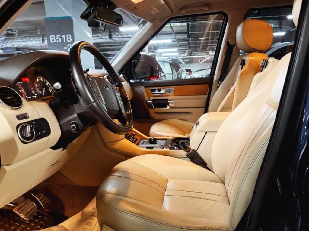 랜드로버 디스커버리 디스커버리4 3.0 SDV6 HSE 이미지 12