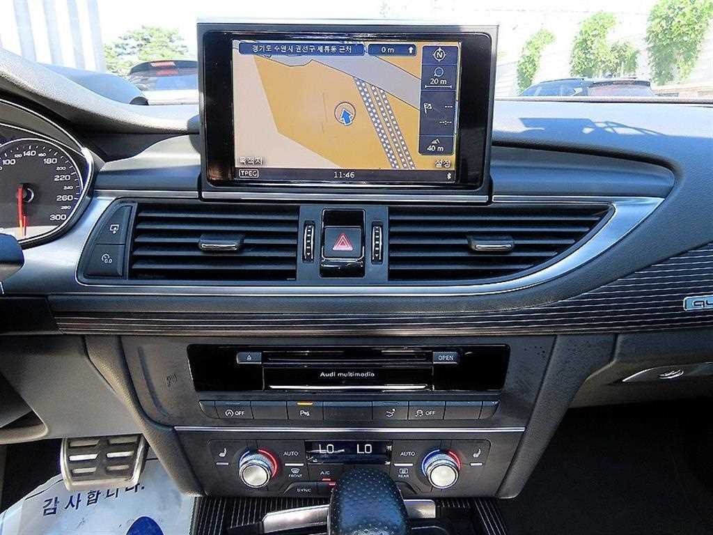 아우디 A7 50 TFSI 콰트로 스포츠 이미지 12
