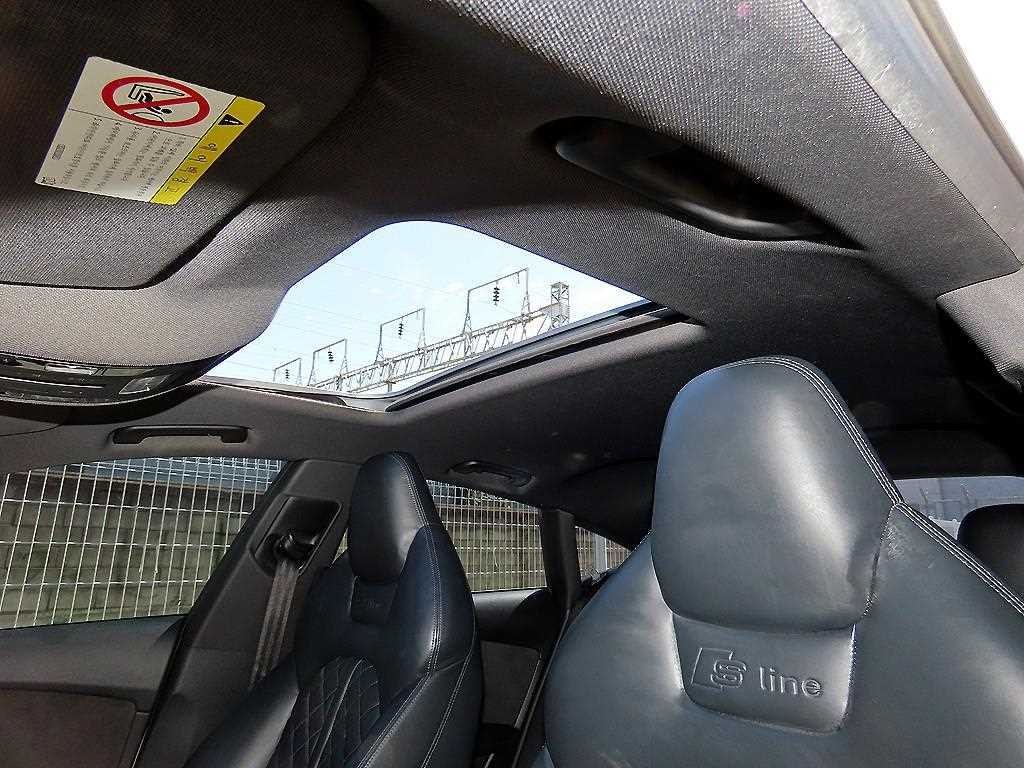아우디 A7 50 TFSI 콰트로 스포츠 이미지 16