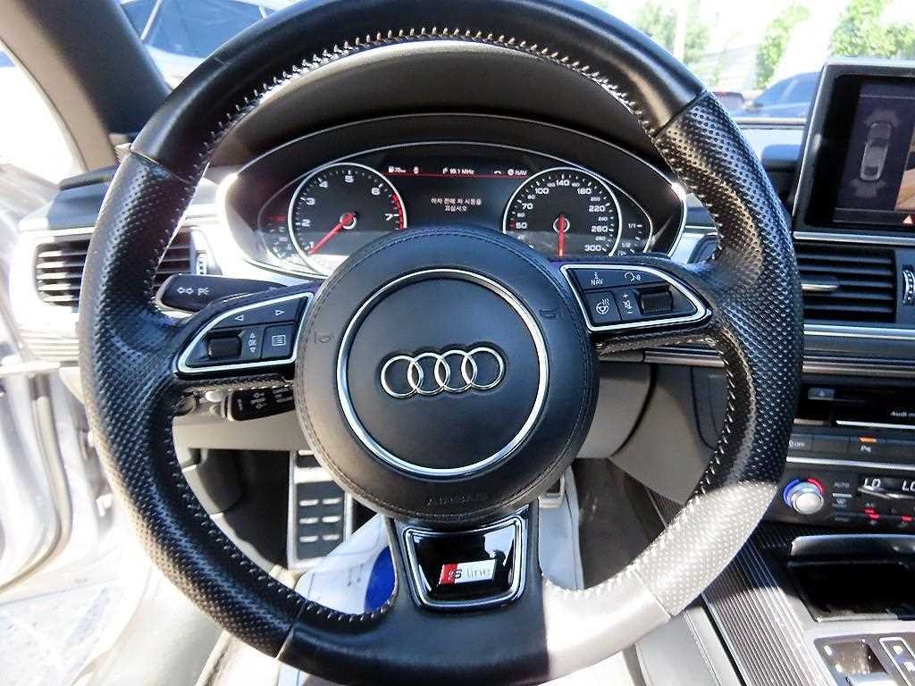 아우디 A7 50 TFSI 콰트로 스포츠 이미지 8