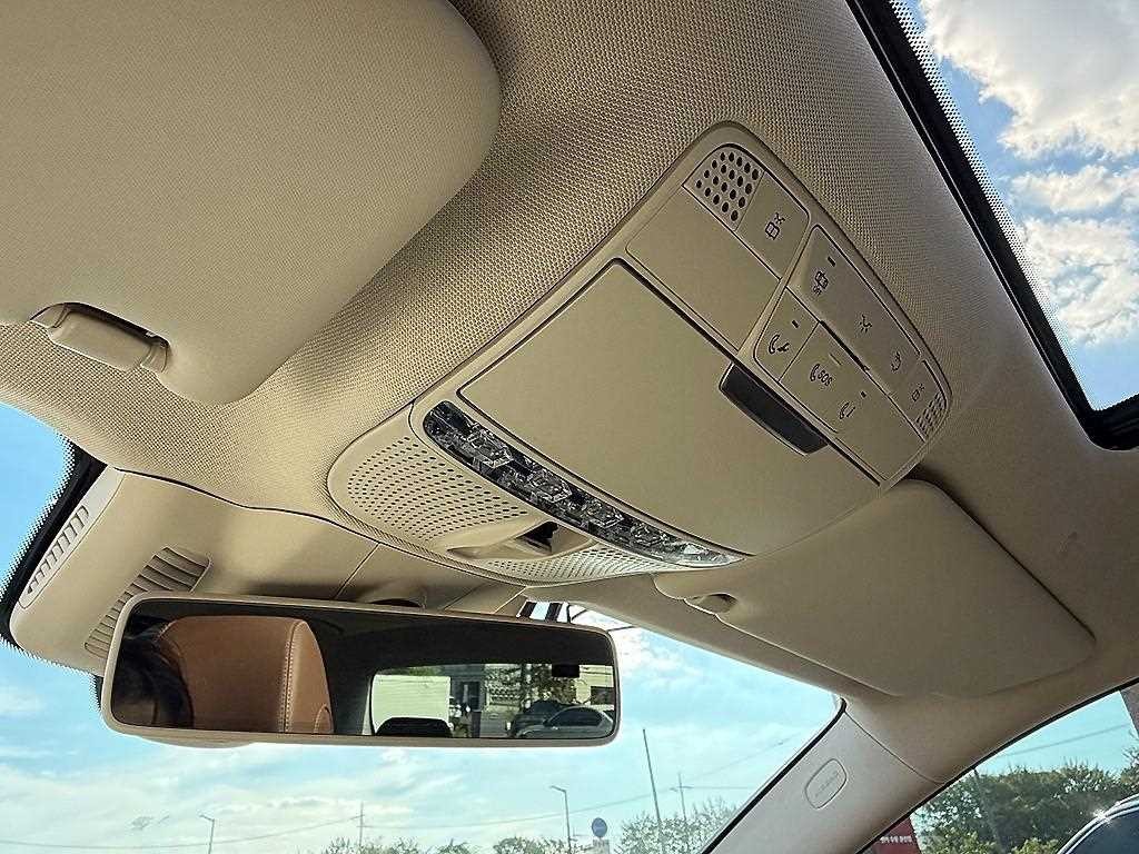 벤츠 E 클래스 E-클래스 W213 E220d 아방가르드 이미지 15