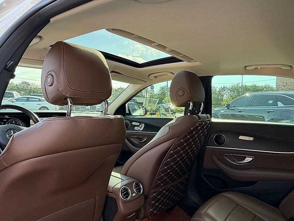 벤츠 E 클래스 E-클래스 W213 E220d 아방가르드 이미지 16