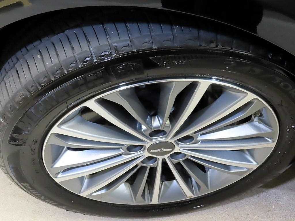 제네시스 EQ900 3.8 GDI AWD 프리미엄 럭셔리 이미지 20