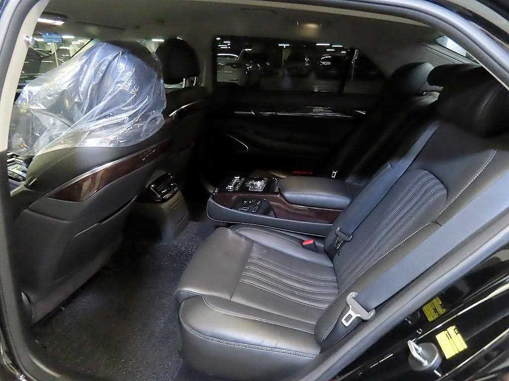 제네시스 EQ900 3.8 GDI AWD 프리미엄 럭셔리 이미지 7